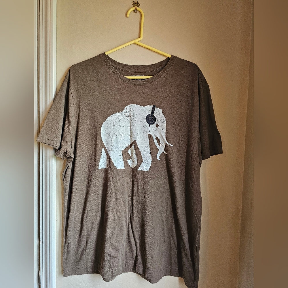 Banana Republic Chocolate Brown Tee
